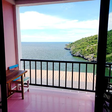 Ocean View Resort - Koh Sichang Buitenkant foto