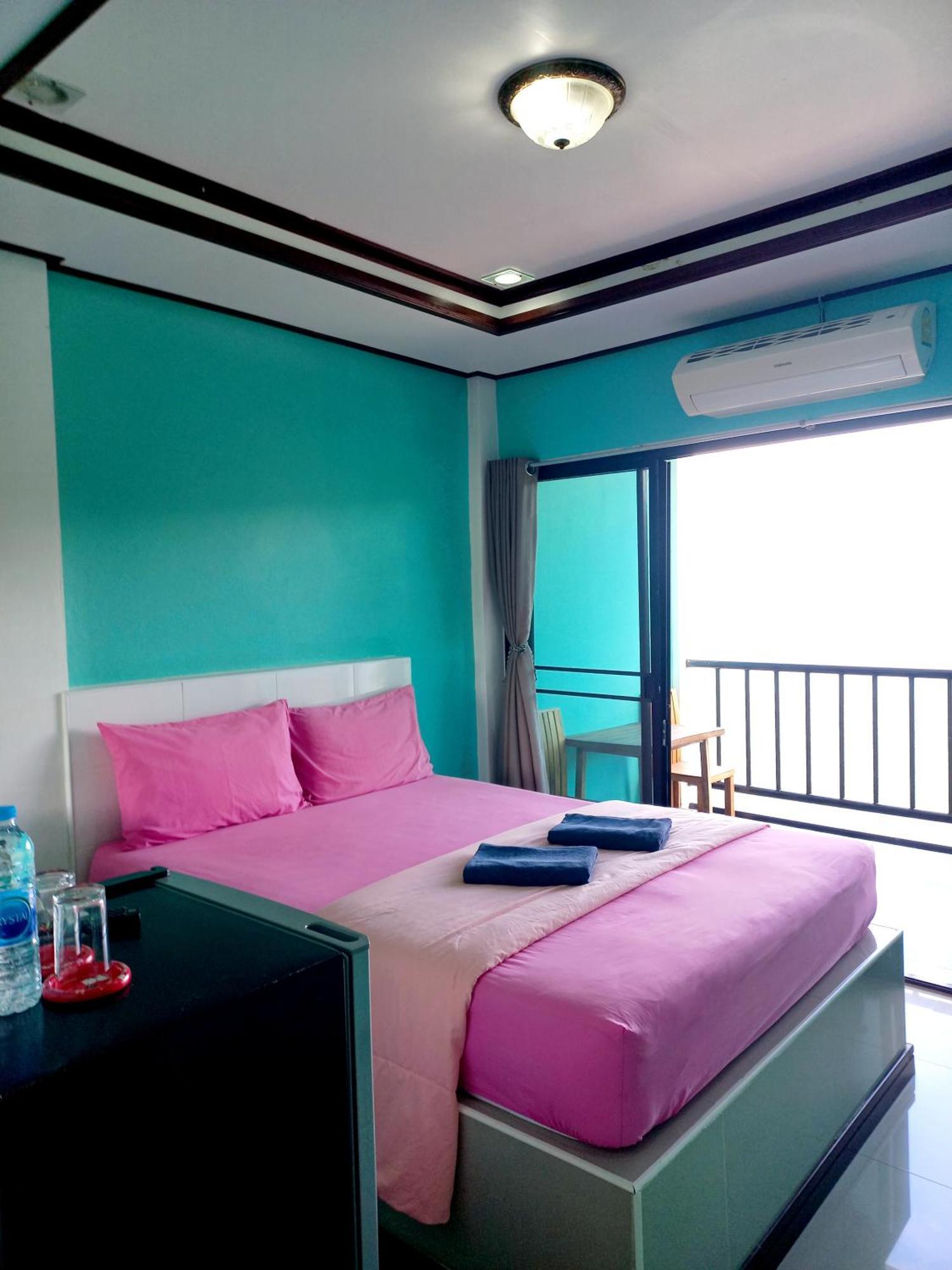 Ocean View Resort - Koh Sichang Buitenkant foto