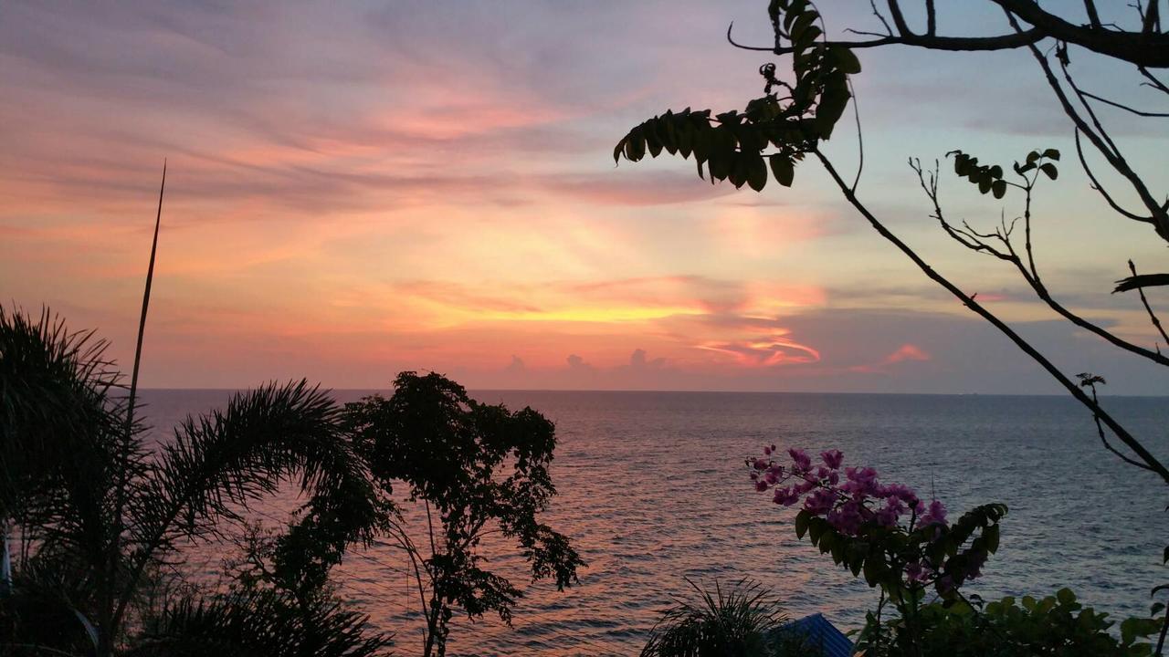 Ocean View Resort - Koh Sichang Buitenkant foto